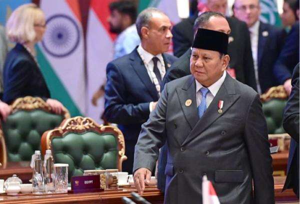 Prabowo Bawa Spirit Bandung ke KTT BRICS: Bersatu Kita Teguh, Terpecah Kita Runtuh Prabowo Bawa Spirit Bandung ke KTT BRICS: Bersatu Kita Teguh, Terpecah Kita Runtuh