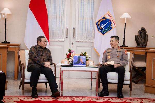 Kapolda Metro Temui Pramono, Perkuat Kolaborasi Jaga Keamanan Jakarta Kapolda Metro Temui Pramono, Perkuat Kolaborasi Jaga Keamanan Jakarta