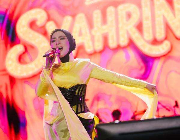 Baru Dibuka, Tiket Konser Syahrini Rp35 Juta Langsung Sold Out Baru Dibuka, Tiket Konser Syahrini Rp35 Juta Langsung Sold Out