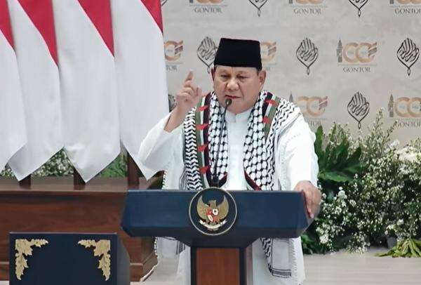 Prabowo Geram Perilaku Koruptor: Pura-pura Ikhlas Tapi Nyolong Prabowo Geram Perilaku Koruptor: Pura-pura Ikhlas Tapi Nyolong
