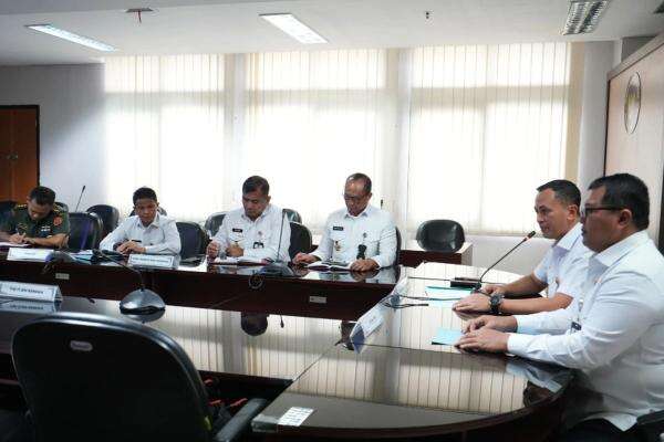 Kemhan Rencanakan Bandara Kertajati Jadi Pangkalan Udara dan Bengkel Pesawat Tempur Kemhan Rencanakan Bandara Kertajati Jadi Pangkalan Udara dan Bengkel Pesawat Tempur