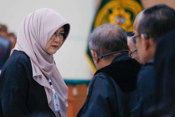Hari Ini Dokter Tifa Bacakan Eksepsi Kasus Ijazah Jokowi Hari Ini Dokter Tifa Bacakan Eksepsi Kasus Ijazah Jokowi