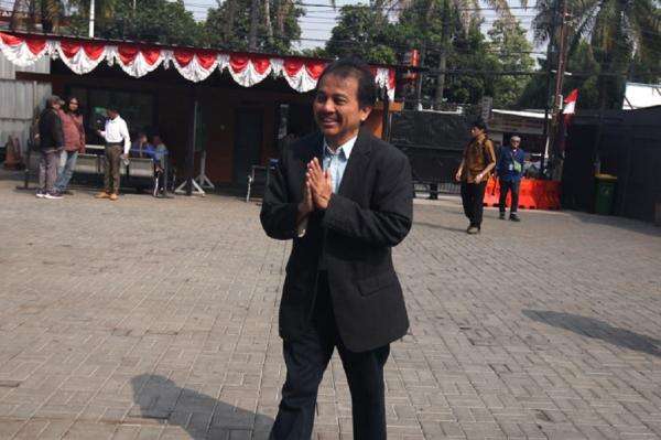 Tak Kapok, Roy Suryo akan Praperadilan lagi usai Permohonan Ganti Rugi Rp206 Juta Ditolak Tak Kapok, Roy Suryo akan Praperadilan lagi usai Permohonan Ganti Rugi Rp206 Juta Ditolak