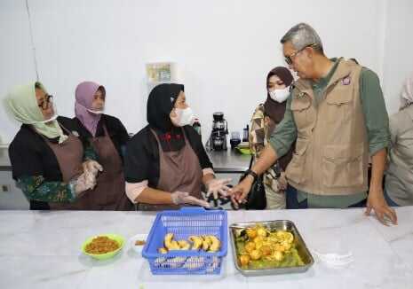 Pemkot Cirebon Pastikan Kesiapan Program Makan Bergizi Gratis (MBG) Pemkot Cirebon Pastikan Kesiapan Program Makan Bergizi Gratis (MBG)