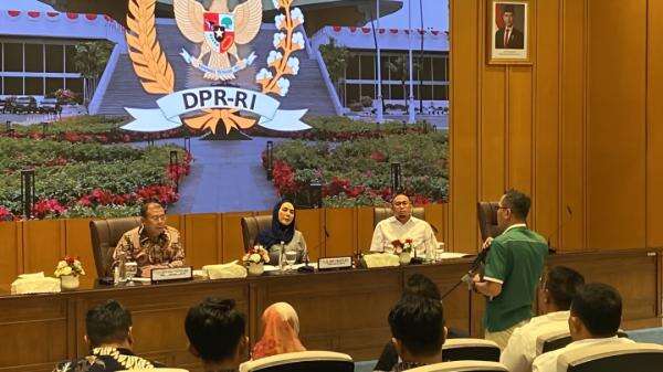 Forum Rakyat Pati Pilih Audiensi dengan Pimpinan DPR Forum Rakyat Pati Pilih Audiensi dengan Pimpinan DPR