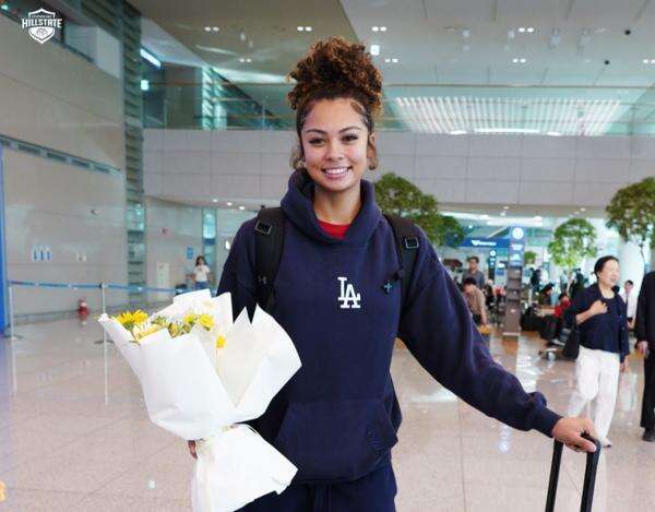 Jordan Wilson Resmi Tiba di Korea Selatan, Siap Bentuk Duet Maut Bersama Megawati Hangestri di Hyundai Hillstate Jordan Wilson Resmi Tiba di Korea Selatan, Siap Bentuk Duet Maut Bersama Megawati Hangestri di Hyundai Hillstate