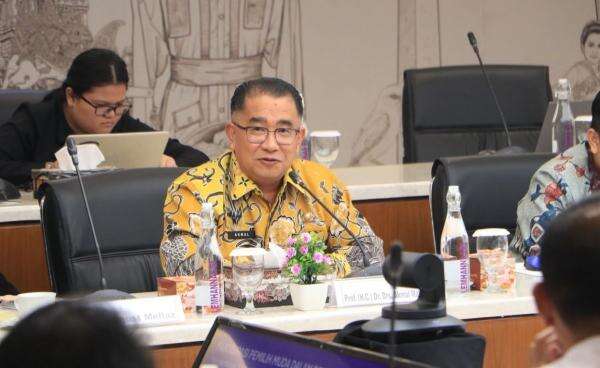 Pemerintah Dorong Sistem Politik Inklusif untuk Generasi Muda Pemerintah Dorong Sistem Politik Inklusif untuk Generasi Muda