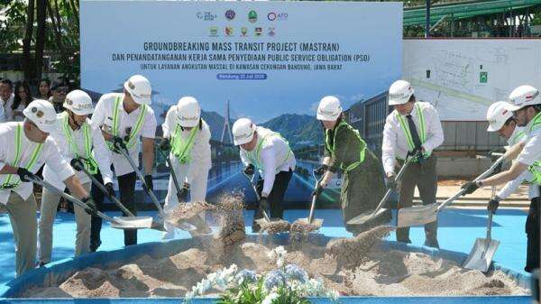 BRT Bandung Raya Ditargetkan Jadi Andalan Transportasi Publik, Headway Maksimal 7 Menit BRT Bandung Raya Ditargetkan Jadi Andalan Transportasi Publik, Headway Maksimal 7 Menit