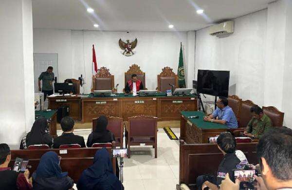 Kabulkan Sebagian Praperadilan Roy Suryo, Ini Pertimbangan Hakim Kabulkan Sebagian Praperadilan Roy Suryo, Ini Pertimbangan Hakim
