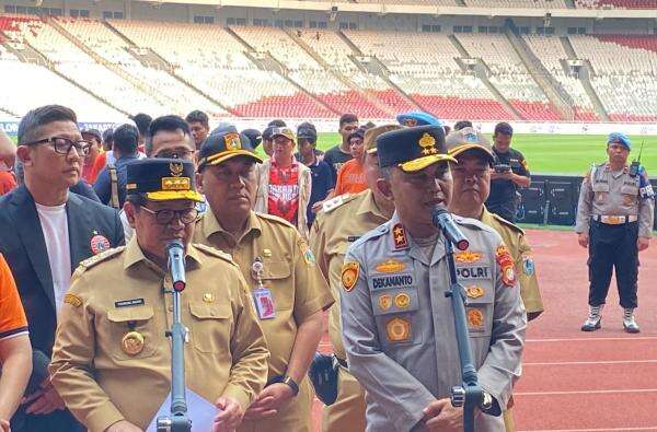 Wakapolda: 17.800 Personel Amankan Laga Persija vs Persib di SUGBK Wakapolda: 17.800 Personel Amankan Laga Persija vs Persib di SUGBK