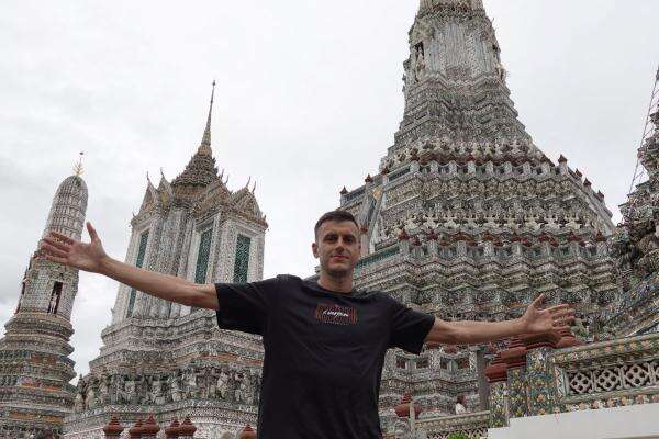 Persija Jakarta Resmi Datangkan Alexander Jeremejeff, Penyerang Timnas Swedia! Persija Jakarta Resmi Datangkan Alexander Jeremejeff, Penyerang Timnas Swedia!