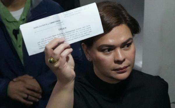 Ancam Bunuh Presiden Marcos, Wapres Filipina Sara Bayar Jaminan Rp100 Juta Tak Ditahan Ancam Bunuh Presiden Marcos, Wapres Filipina Sara Bayar Jaminan Rp100 Juta Tak Ditahan