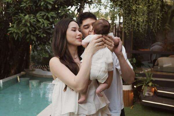 Alyssa Daguise Batasi Baby Soso Tampil di YouTube Orang Lain Usai Wajahnya Tersebar Alyssa Daguise Batasi Baby Soso Tampil di YouTube Orang Lain Usai Wajahnya Tersebar