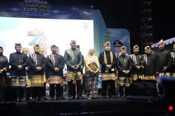 Sekjen Kemendagri: HUT ke-344 Bandar Lampung, Momentum Perkuat Ekonomi Daerah Sekjen Kemendagri: HUT ke-344 Bandar Lampung, Momentum Perkuat Ekonomi Daerah