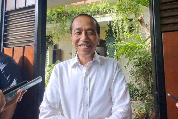 Jokowi Pastikan Hadiri Upacara HUT Ke-81 RI di Istana dan Sidang Tahunan MPR Jokowi Pastikan Hadiri Upacara HUT Ke-81 RI di Istana dan Sidang Tahunan MPR
