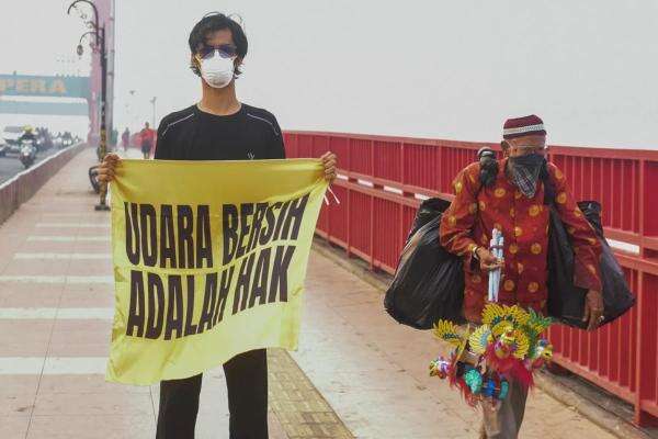 Kualitas Udara Memburuk Akibat Karhutla, PB IDI Soroti Risiko Gangguan Pernapasan hingga Kanker Kualitas Udara Memburuk Akibat Karhutla, PB IDI Soroti Risiko Gangguan Pernapasan hingga Kanker