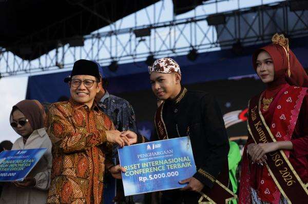 Menko PM: SDM Unggul dan Teknologi Kunci Kemajuan Bangsa Menko PM: SDM Unggul dan Teknologi Kunci Kemajuan Bangsa