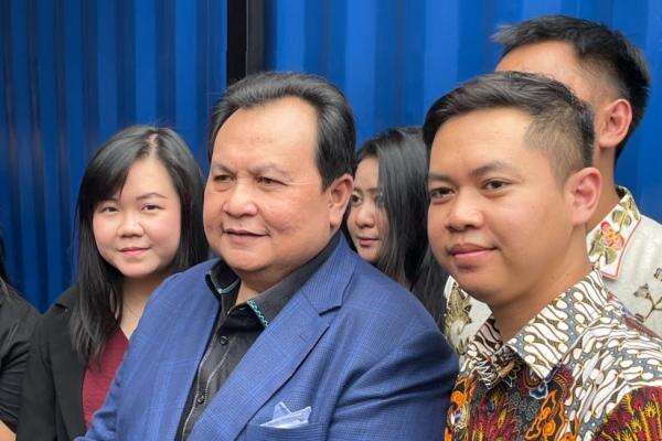 Ruben Onsu Polisikan Artos dan Y Terkait Rekaman Ilegal, Terancam 10 Tahun Penjara Ruben Onsu Polisikan Artos dan Y Terkait Rekaman Ilegal, Terancam 10 Tahun Penjara