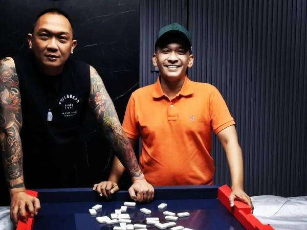 Geger! Jhon LBF Turun Tangan Bantu Bayar Ganti Rugi Ruben Onsu Miliaran Rupiah Geger! Jhon LBF Turun Tangan Bantu Bayar Ganti Rugi Ruben Onsu Miliaran Rupiah