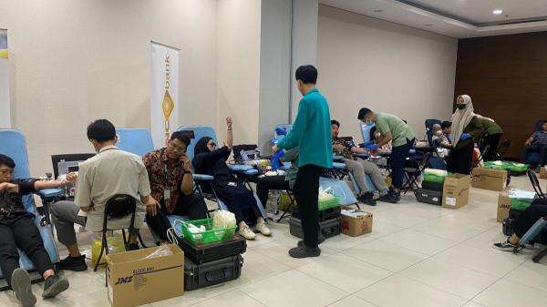 MNC Peduli Gelar Donor Darah, Dokter RSCM Ungkap Manfaatnya yang Tak Hanya Bantu Pasien tapi Juga Pendonor MNC Peduli Gelar Donor Darah, Dokter RSCM Ungkap Manfaatnya yang Tak Hanya Bantu Pasien tapi Juga Pendonor