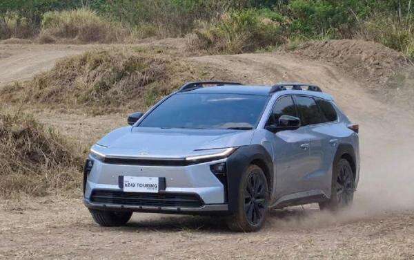 Mengintip Toyota bZ4X Touring, Mobil Listrik Bisa Diajak Main Off-Road Mengintip Toyota bZ4X Touring, Mobil Listrik Bisa Diajak Main Off-Road