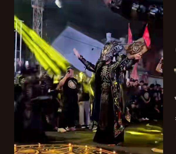 Viral Karnaval Mirip Ritual Satanik, Pakai Kostum Menyeramkan hingga Kepala Kambing Viral Karnaval Mirip Ritual Satanik, Pakai Kostum Menyeramkan hingga Kepala Kambing