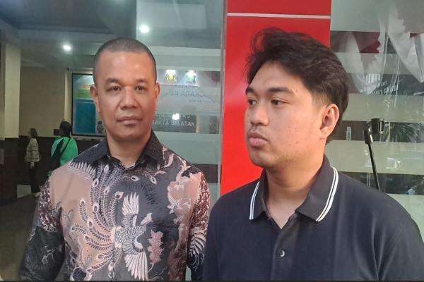 Kuasa Hukum Tegaskan Sarwendah Tak Pernah Laporkan Betrand Peto ke Polres Jaksel Kuasa Hukum Tegaskan Sarwendah Tak Pernah Laporkan Betrand Peto ke Polres Jaksel