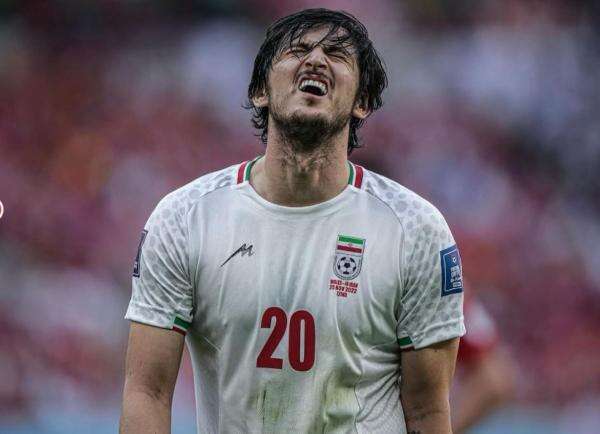 Gara-Gara Foto Salaman, Sardar Azmoun Resmi Dicoret dari Skuad Timnas Iran di Piala Dunia 2026 Gara-Gara Foto Salaman, Sardar Azmoun Resmi Dicoret dari Skuad Timnas Iran di Piala Dunia 2026