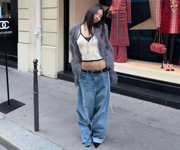 Lagi Tren, Celana Low-Rise Jeans Kembali Populer ala Y2K hingga Dipakai Jennie BLACKPINK Lagi Tren, Celana Low-Rise Jeans Kembali Populer ala Y2K hingga Dipakai Jennie BLACKPINK
