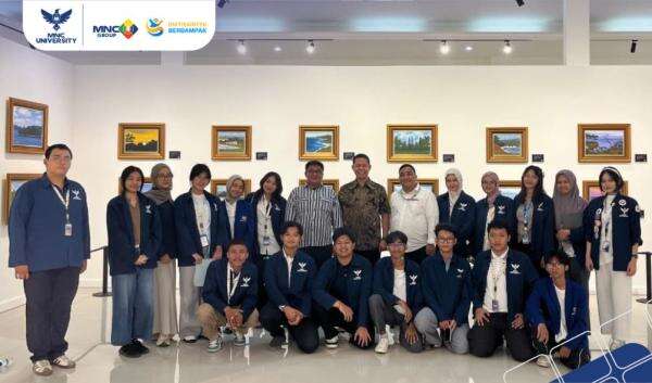 MNC University Jadi Kampus Pertama Kunjungi Cikeas Art Gallery, Mahasiswa Pelajari Masterpiece SBY MNC University Jadi Kampus Pertama Kunjungi Cikeas Art Gallery, Mahasiswa Pelajari Masterpiece SBY