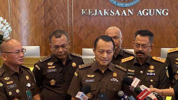 Kejagung Tegaskan Belum Pernah Periksa Febrie Adriansyah Sebagai Tersangka Kejagung Tegaskan Belum Pernah Periksa Febrie Adriansyah Sebagai Tersangka