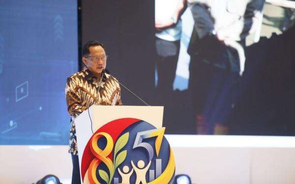 Mendagri Sebut Biaya Pendidikan di Jakarta Lebih Mahal Dibanding Singapura Mendagri Sebut Biaya Pendidikan di Jakarta Lebih Mahal Dibanding Singapura
