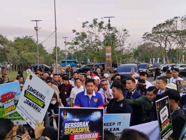 Laga Persib Bandung vs Arema FC di Piala Presiden 2026 Resmi Dimulai, Ribuan Bobotoh Padati Jalak Harupat Laga Persib Bandung vs Arema FC di Piala Presiden 2026 Resmi Dimulai, Ribuan Bobotoh Padati Jalak Harupat