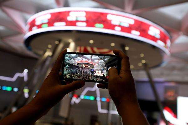 Dibayangi Outflow Rp4,5 Triliun, IHSG Pekan Ini Diprediksi Bergerak Fluktuatif Dibayangi Outflow Rp4,5 Triliun, IHSG Pekan Ini Diprediksi Bergerak Fluktuatif