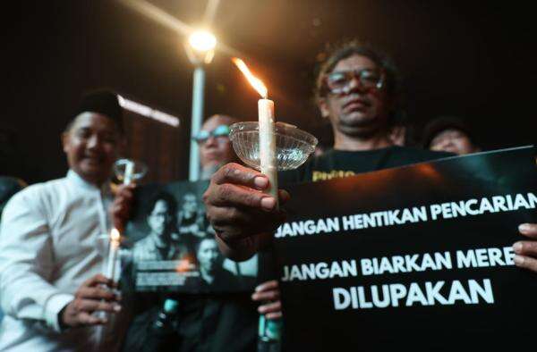 PFI Kawal Pencarian Mandiri 5 Jurnalis dan Kru Kapal yang Hilang di Selat Sunda PFI Kawal Pencarian Mandiri 5 Jurnalis dan Kru Kapal yang Hilang di Selat Sunda
