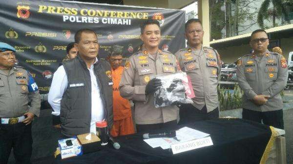 Biadab, Ayah Tiri Tega Cabuli Anaknya Sejak Masih SD Selama Delapan Tahun Biadab, Ayah Tiri Tega Cabuli Anaknya Sejak Masih SD Selama Delapan Tahun