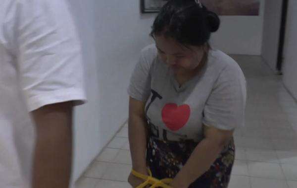 Biadab! Ibu Tiri Siksa Bocah 9 Tahun di Batam hingga Mata Bengkak Disaksikan Ayah Biadab! Ibu Tiri Siksa Bocah 9 Tahun di Batam hingga Mata Bengkak Disaksikan Ayah