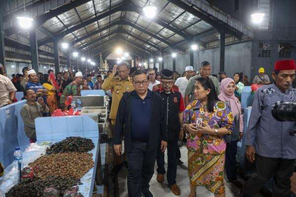 Pedagang di Trotoar Pindah ke Area Dalam Pasar Kramat Jati, Pemprov DKI Gratiskan Sewa 6 Bulan Pedagang di Trotoar Pindah ke Area Dalam Pasar Kramat Jati, Pemprov DKI Gratiskan Sewa 6 Bulan