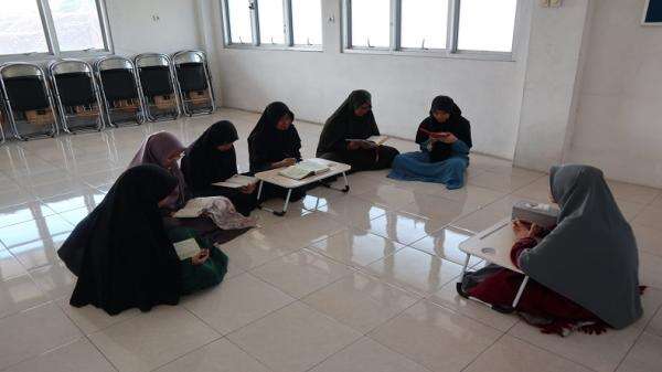 Mahasantri Pondok Shabran UMS Laksanakan Tasmi' Hafalan 5 Juz Sekali Duduk Mahasantri Pondok Shabran UMS Laksanakan Tasmi' Hafalan 5 Juz Sekali Duduk