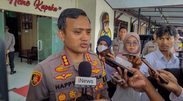 Misteri Pembunuhan Sadis di Sorong: Polisi Profesional Selidiki Dugaan Keterlibatan Oknum TNI Misteri Pembunuhan Sadis di Sorong: Polisi Profesional Selidiki Dugaan Keterlibatan Oknum TNI