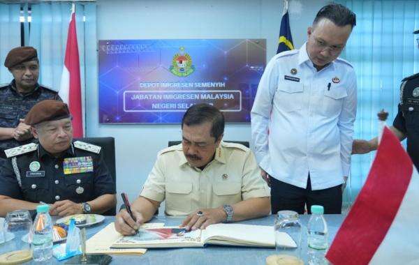 Perkuat Sinergi Indonesia–Malaysia, Menteri Imipas Tinjau 46 PMI di DTI Semenyih Perkuat Sinergi Indonesia–Malaysia, Menteri Imipas Tinjau 46 PMI di DTI Semenyih