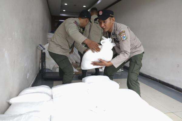 BPBD DKI Klaim Modifikasi Cuaca 1-6 Februari Tekan Hujan hingga 60 Persen BPBD DKI Klaim Modifikasi Cuaca 1-6 Februari Tekan Hujan hingga 60 Persen