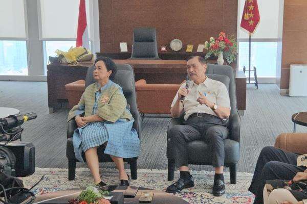 Luhut: Jokowi Orang Baik, Patut Dicontoh meski Punya Kekurangan Luhut: Jokowi Orang Baik, Patut Dicontoh meski Punya Kekurangan