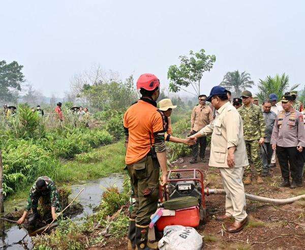 Prabowo Optimistis Karhutla di Kalimantan Segera Terkendali Prabowo Optimistis Karhutla di Kalimantan Segera Terkendali