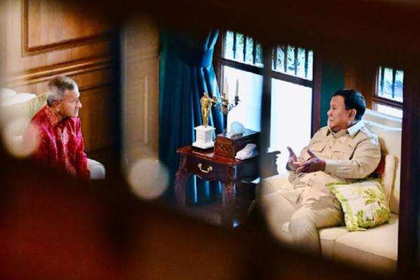 Momen Prabowo dan Menlu Singapura Bertemu Tertutup di Hambalang Momen Prabowo dan Menlu Singapura Bertemu Tertutup di Hambalang