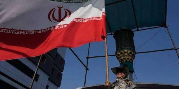 Iran Respons D-Day Ekonomi Trump: Kamu Tak akan Bisa Memutus Arteri Keuangan Kami Iran Respons D-Day Ekonomi Trump: Kamu Tak akan Bisa Memutus Arteri Keuangan Kami