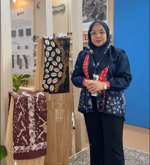 Cerita Bisnis Batik Kinasih, Gunakan Teknik Ciprat, Berdayakan Perajin Disabilitas Cerita Bisnis Batik Kinasih, Gunakan Teknik Ciprat, Berdayakan Perajin Disabilitas