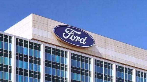 Ford Kembali Rekrut Pekerja Manusia usai AI Gagal Penuhi Ekspektasi Ford Kembali Rekrut Pekerja Manusia usai AI Gagal Penuhi Ekspektasi