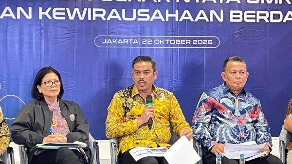Aturan Turunan Perpres Ojol Masih Digodok, Menteri UMKM Pertimbangkan Kesejahteraan Pengemudi Aturan Turunan Perpres Ojol Masih Digodok, Menteri UMKM Pertimbangkan Kesejahteraan Pengemudi