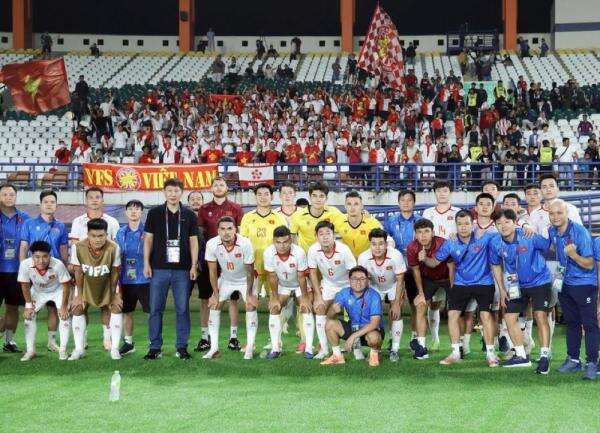 Media Malaysia Kejutkan Publik: Sebut Suporter Vietnam Paling Militan, Ungguli Indonesia dan Thailand Media Malaysia Kejutkan Publik: Sebut Suporter Vietnam Paling Militan, Ungguli Indonesia dan Thailand